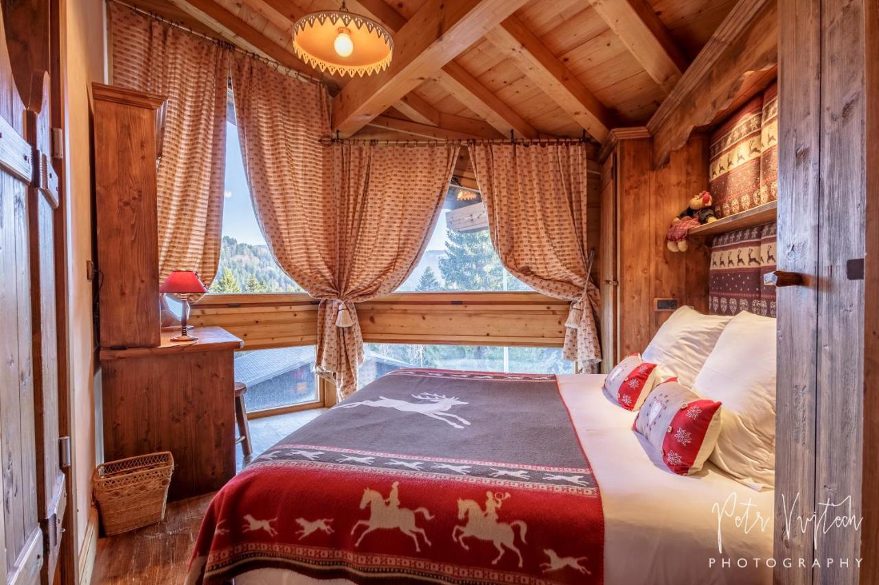 Chalet Camomille Les Gets Exterior photo